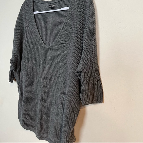 Express Oversized Knit ¾ Sleeve Sweater size S - Picture 2 of 7